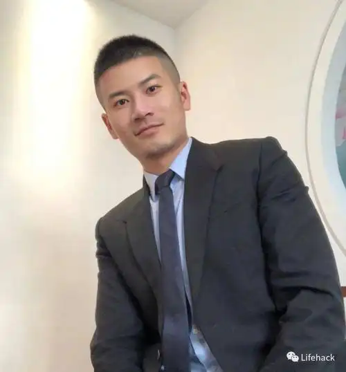 男士圆寸头男士流行的寸头发型图片硬汉男风格的超短头发就是这么帅