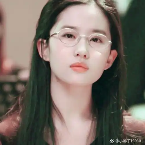 刘亦菲 宋晓青 2010电影《恋爱通告》