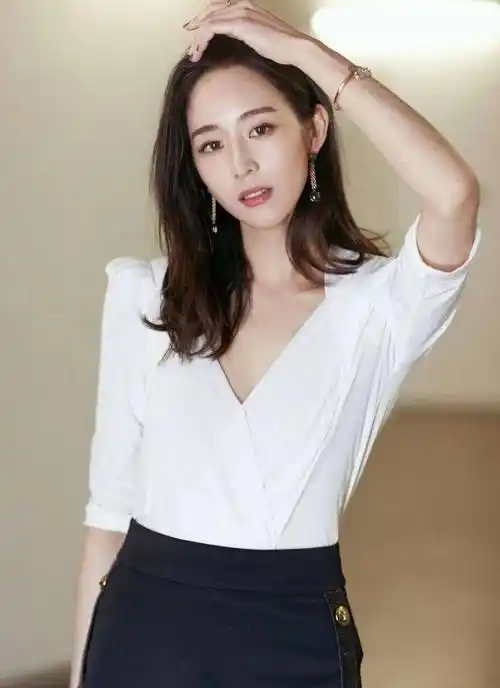 [张钧甯,这身材太迷人了!女神的美貌与才华,让人无法抗拒!