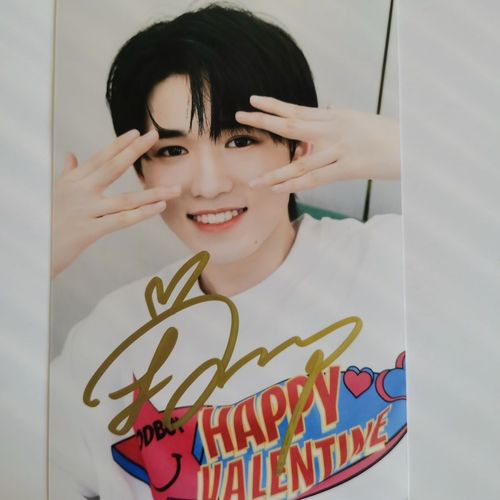 宋亚轩签名照 tnt轩轩宋亚轩亲笔签名照 礼物送朋友送闺蜜 现货