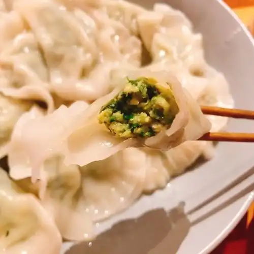 熹家小宠物做的韭菜鸡蛋虾仁三鲜饺子
