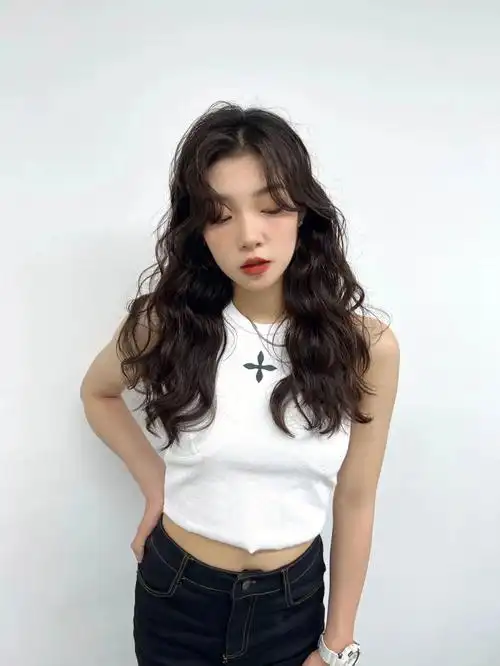 永远不会直的法式浪漫卷78中长发蓬松烫发