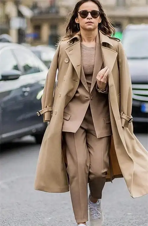 风衣搭配西服又帅又飒,时尚度爆表,高级感十足