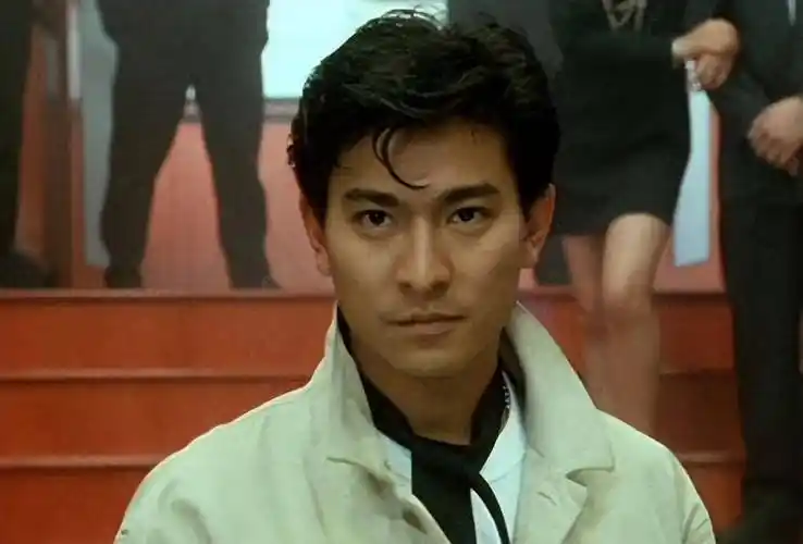 她陪了刘德华25年,41岁仍未婚,眼睁睁看着他娶了别人_赖文慧_杨丽娟