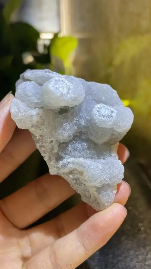 待结缘软糖花水晶玛瑙原石晶体开花