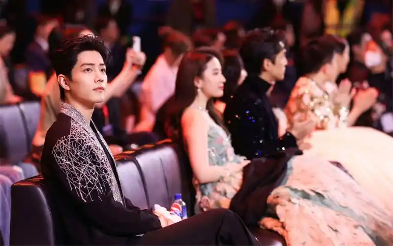 一个大写的期待!蹲刘亦菲和肖战的合作!