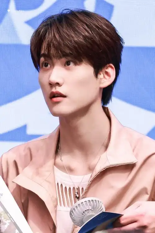 周柯宇0517生日快乐