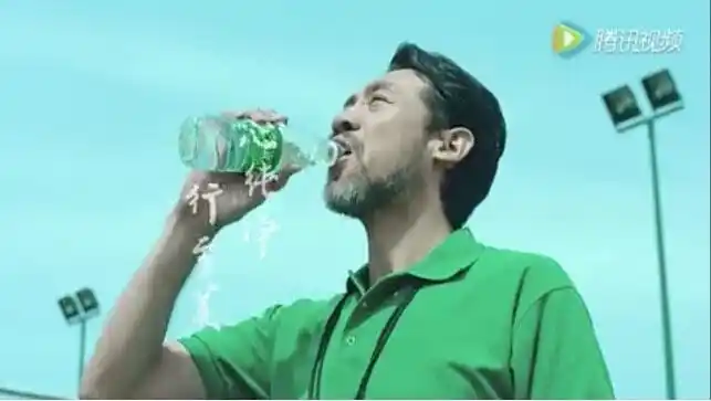 欧洲杯战火升级 华润怡宝球迷狂欢节全面引爆