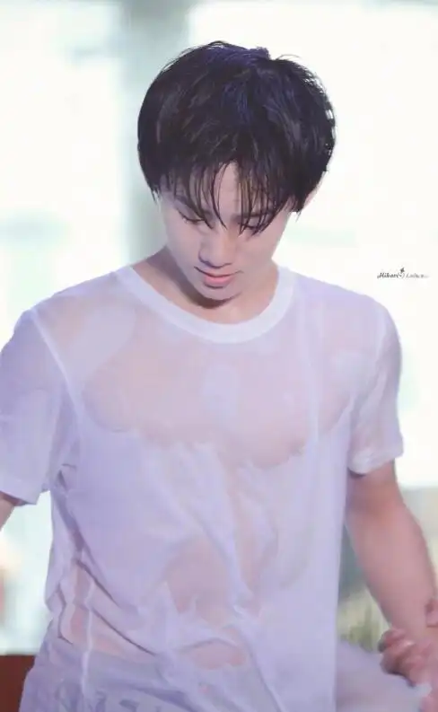 明星肌肉线条有多绝?最后一位亮了