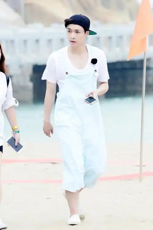 那年今日  160524  张艺兴  厦门  极挑录制    追光的人 终会光芒