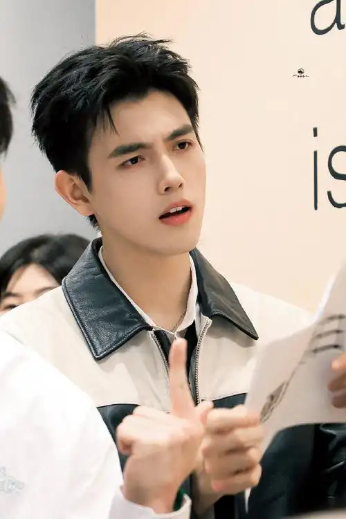 #陈飞宇说新浪下班打卡##陈飞宇新浪下班打卡#