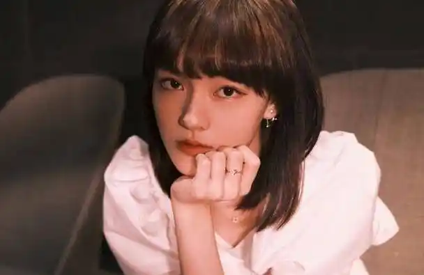 原创电影之夜生图张雪迎细腰惹眼陈飞宇比例不佳而她普通像路人