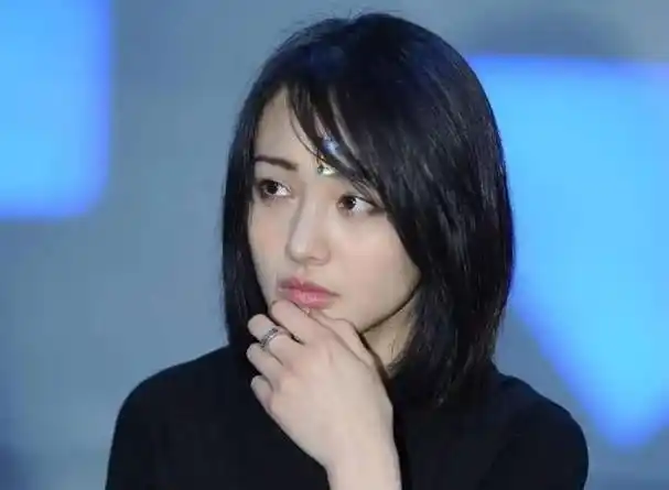 投资人跑到美国向郑爽追债未果回应别跟我谈这事