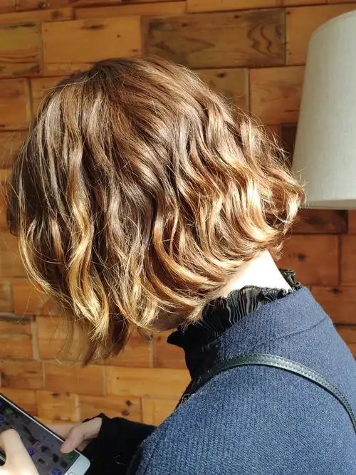 中发卷发泰迪卷