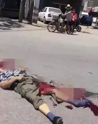 南昌发生一起惨烈车祸,男子遭后八轮碾压当场身亡!