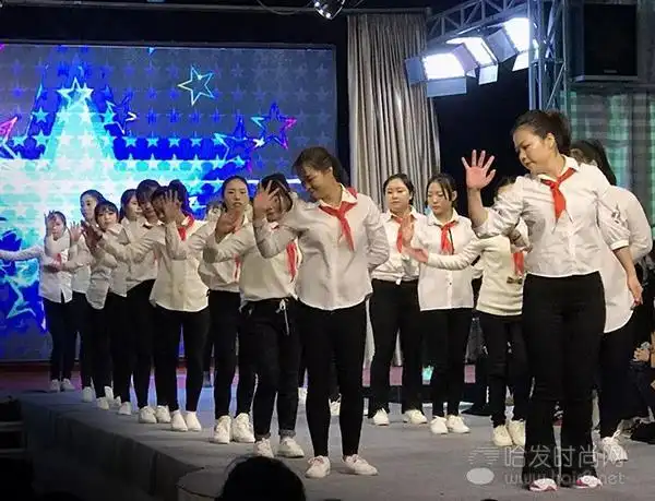 化妆专业团队展示秀       what!