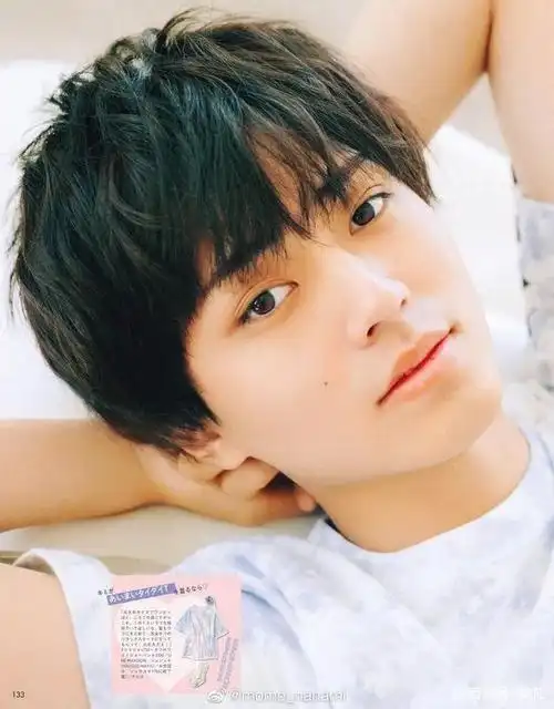 日本男星永濑廉拍写真太俊俏!阳光少年不愧是国宝级帅哥