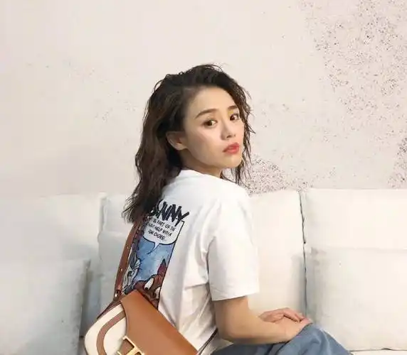 有种"逆袭"叫马思纯变瘦,旧照vs近照,果然"一瘦就时尚"!