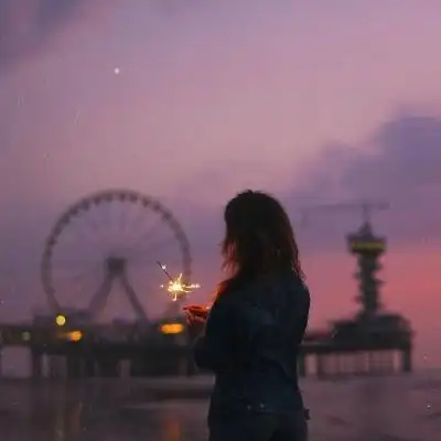 唯美背影女头像低调安静有意境可爱点