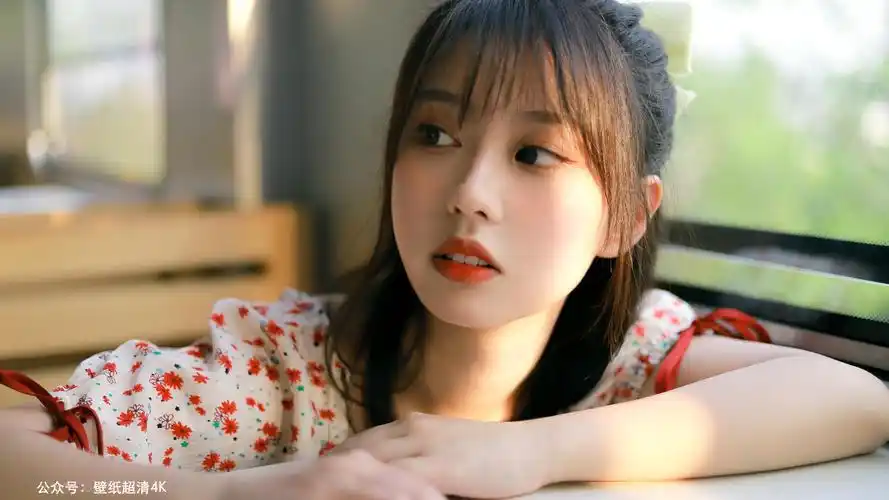 少女娇俏迷人ins治愈系壁纸