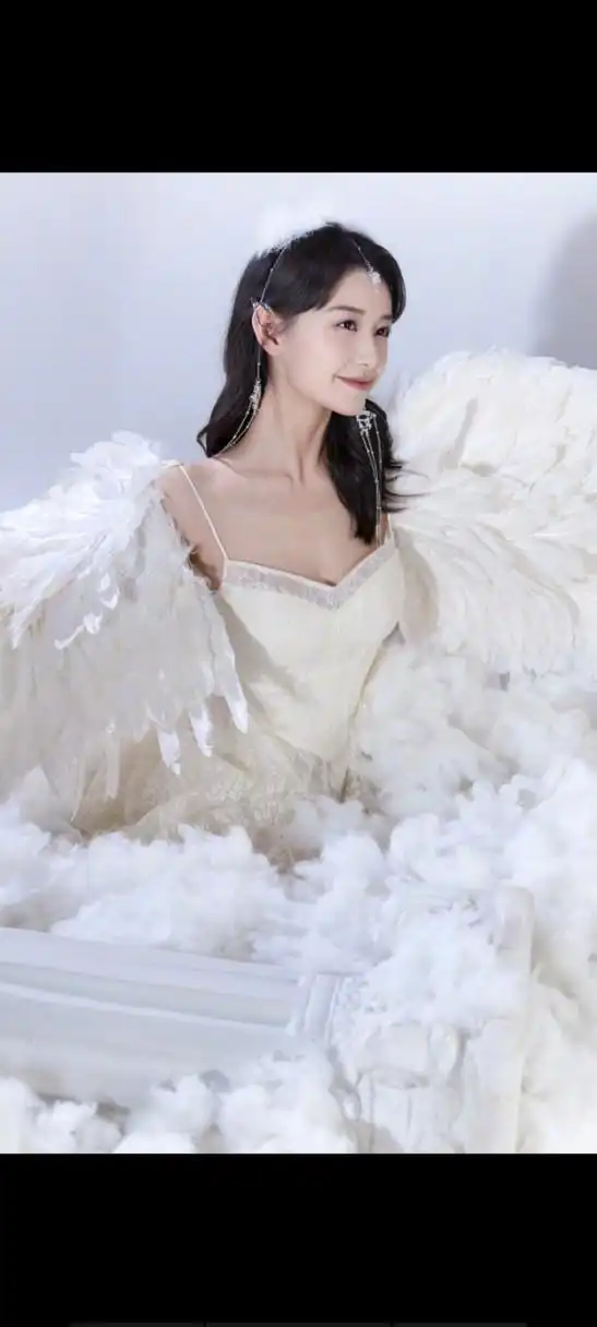 蒋依依高清壁纸头像(七)[温暖]