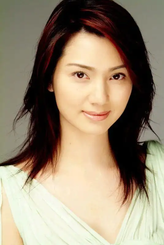 说到洪欣,大家应该不会很陌生,在电视剧《亡命天涯》中我们不仅看到