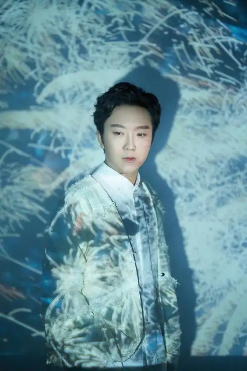 闪光的乐队年终总结式官宣##李玉刚闪光的乐队