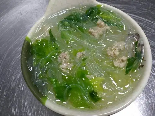 中餐:青菜粉丝汤