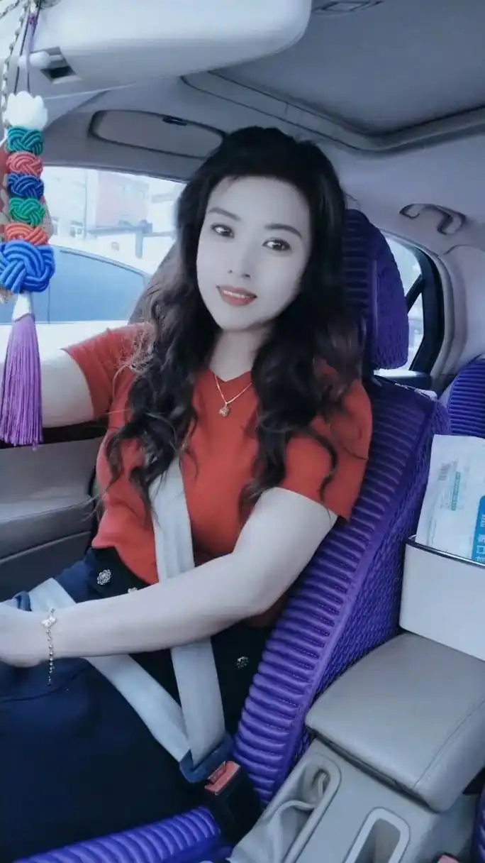 微笑是阳光,给人们温暖;微笑是欣赏,让你充满自信.#微笑是最 - 抖音