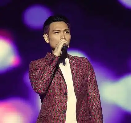 【图】蒙面歌王普罗米修斯是谁啊 看唱法习惯杨宗纬可能性极大