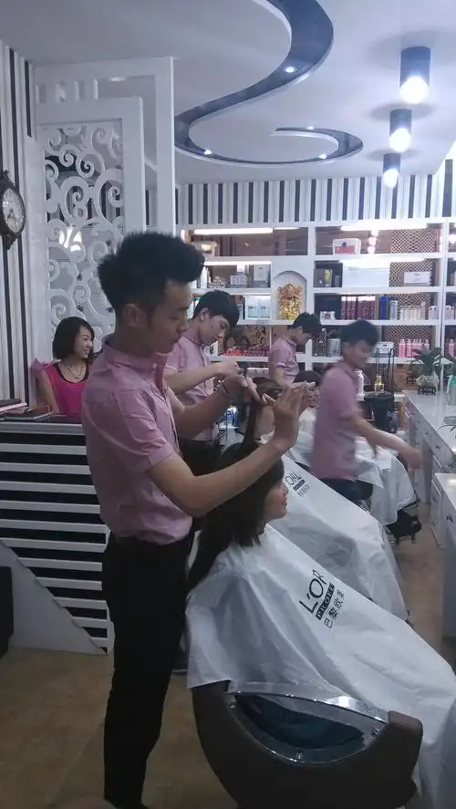 河南焦作理发店哪里好?