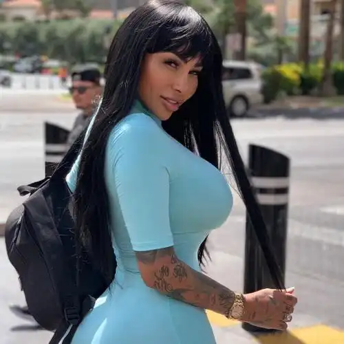 brittanya razavi height, weight, age, body statistics