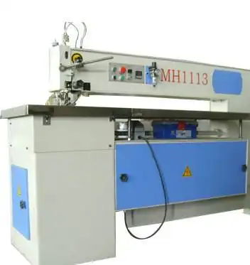 自动行走式帆布拼接机