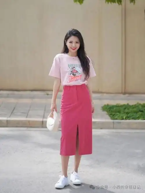 粉色这样穿,太好看了,与年龄无关