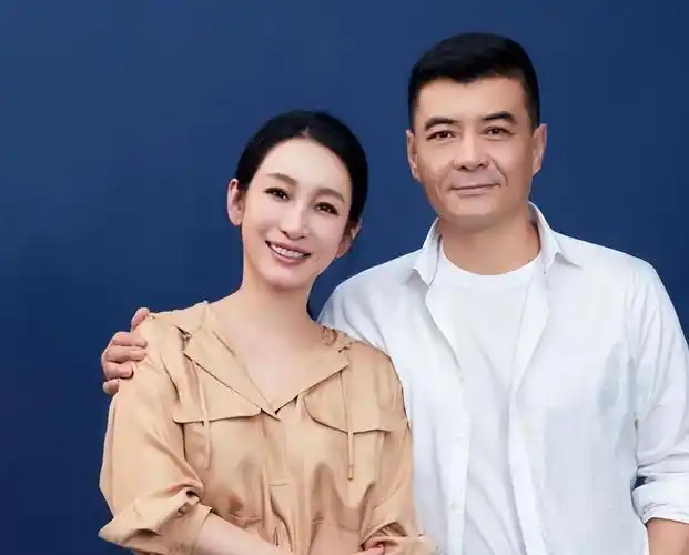 回顾秦海璐孕期忍痛照顾婆婆让丧子婆婆不再流泪你还有我们