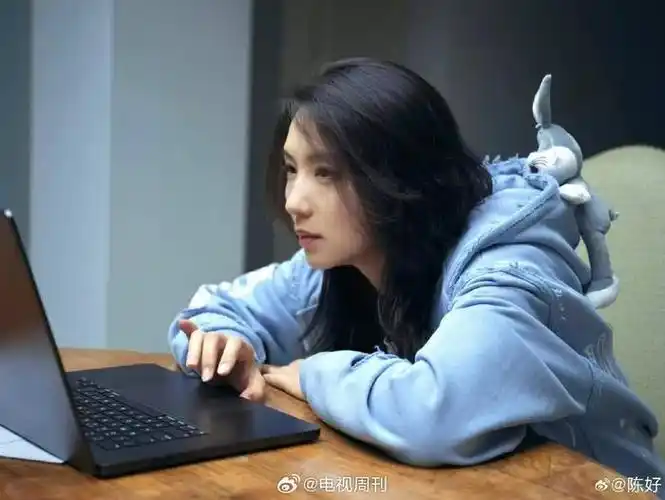 陈好带着万人迷光环来花少,宋茜,侯明昊,田嘉瑞都争着要加她好友