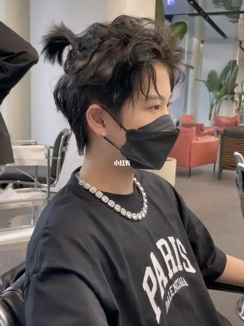 半扎武士头造型姐姐我的新发型好看吗