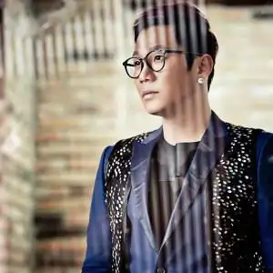 韩国男歌手:尹民秀 煽情派标杆教科书般歌手