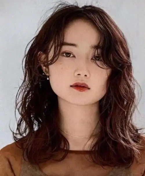 方脸剪什么发型好看方脸女生如何变好看