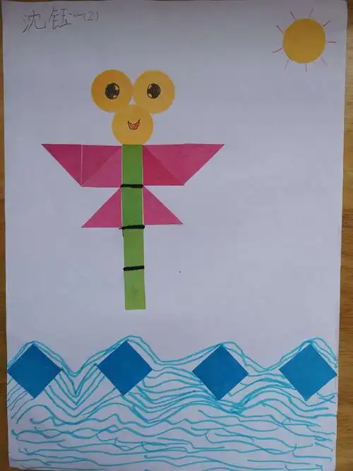 手工拼图展 写美篇一(2)班的小巧手们,这些是初选出的班级优秀作品