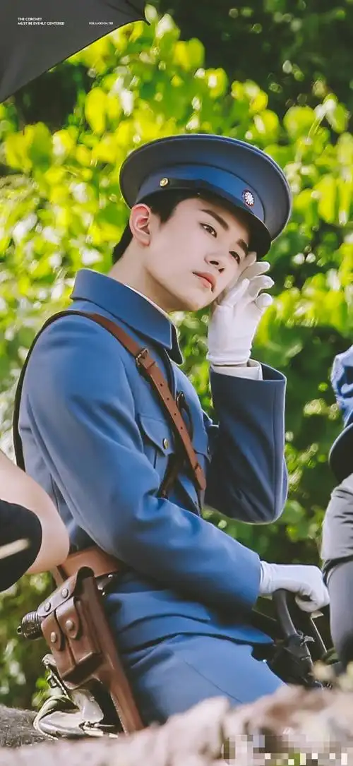 王俊凯,易烊千玺的军装照,太好看了 zt