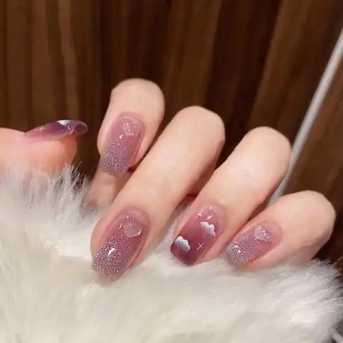 2022年新款美甲显白百搭时尚夏季款