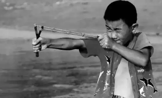 如今的80后再次看到自己小时候的这些老照片会有什么感觉呢