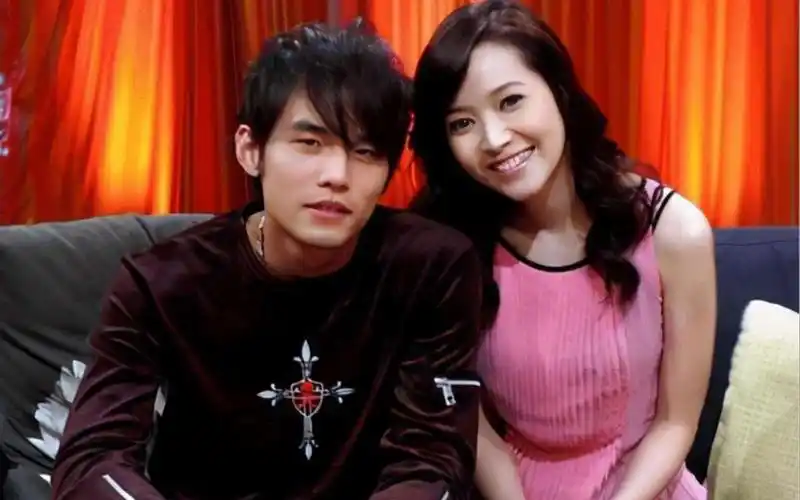 【周杰伦侯佩岑】听爸爸的话