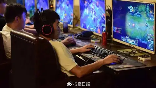 儿子偷拿家里5000多元打游戏,武汉妈妈:请警察追究他刑责