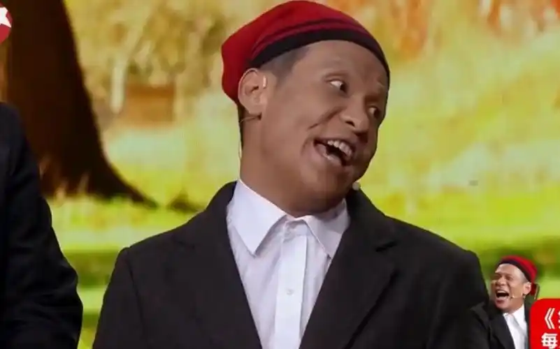 宋小宝遇骗子卖药,一听药名含笑半步癫原来是治腿脚不好的啊?