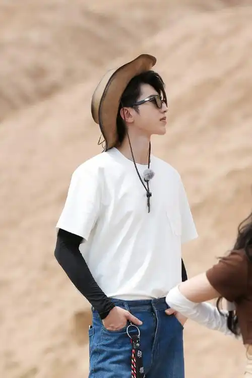 蔡徐坤新歌hugme##奔跑吧蔡徐坤