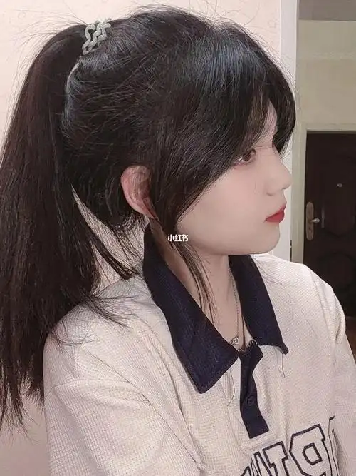 超简单的法式八字刘海不需要卷发棒