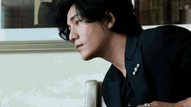 陈坤叔里叔气##陈坤钻石耳钉