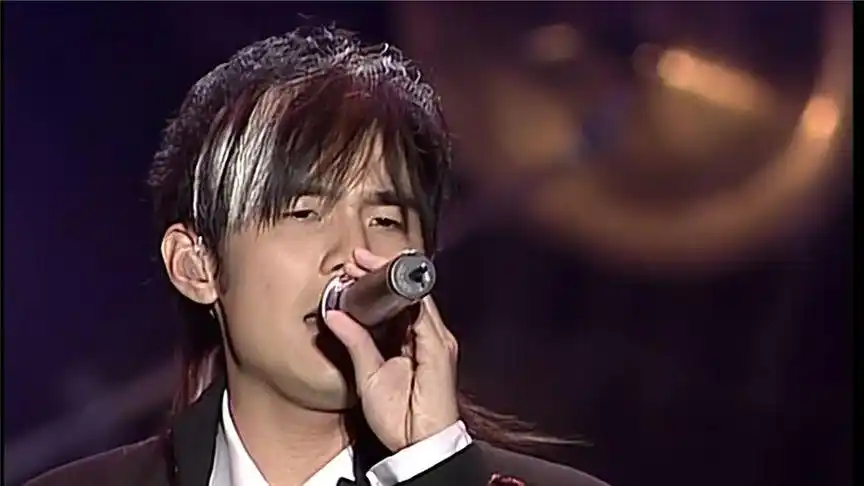 你听得到——周杰伦 2004年无与伦比演唱会